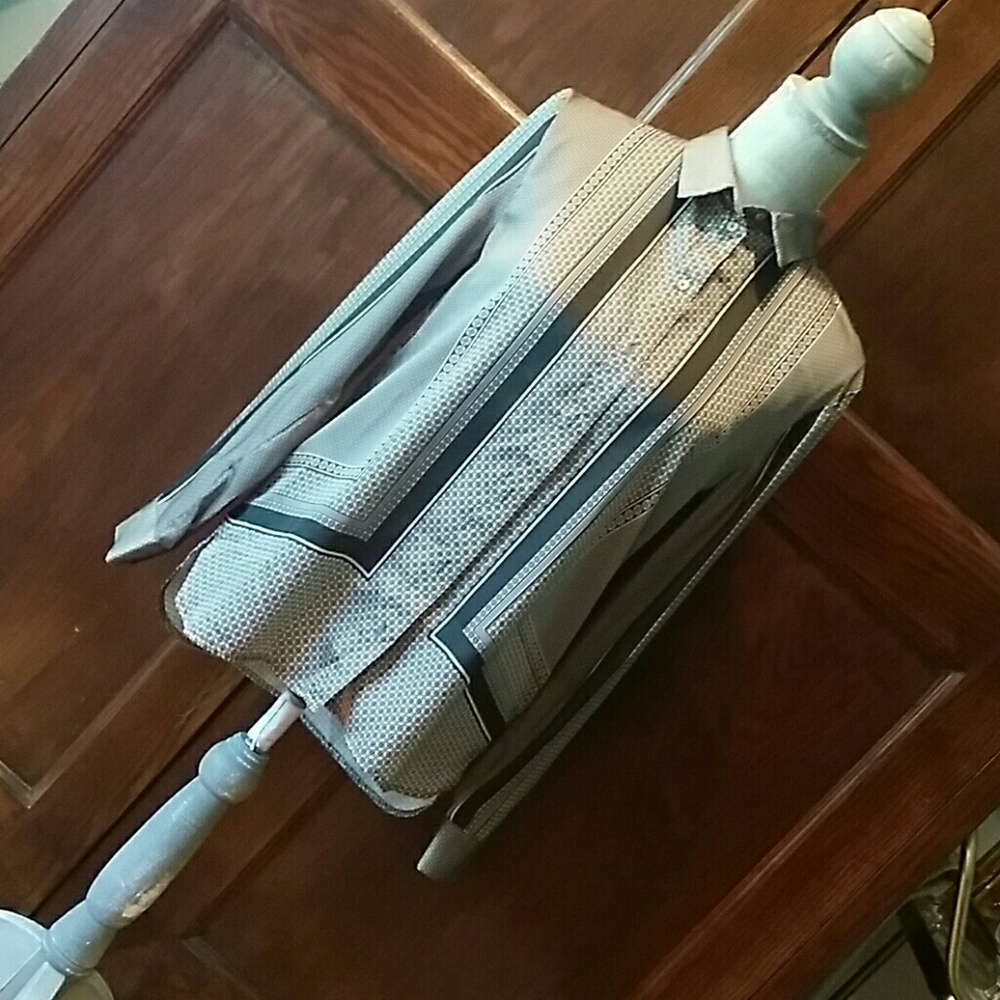 Black and White  silk like print shirt